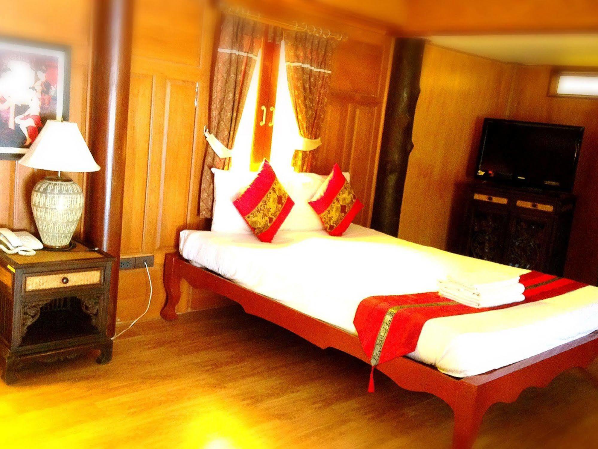 Jaroenrat Resort Samut Songkhram Exteriér fotografie