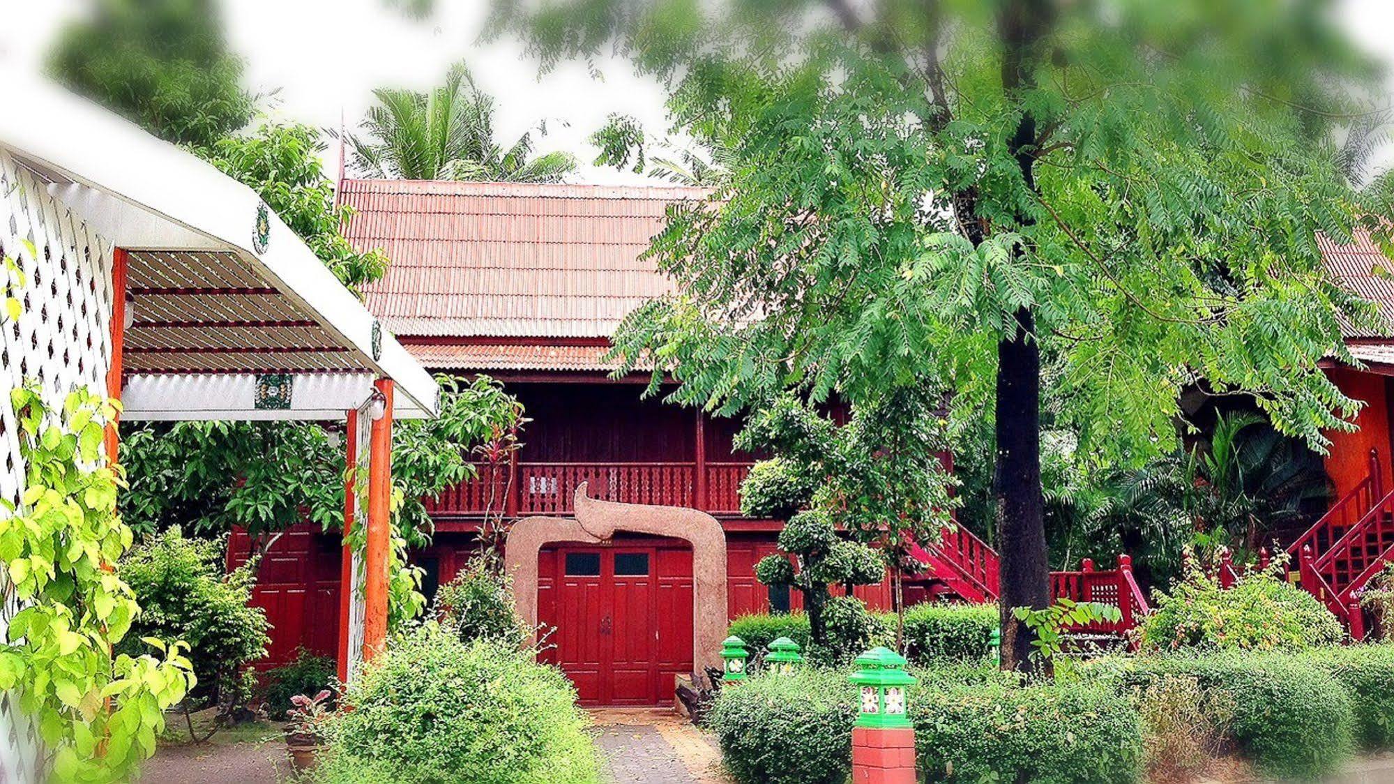 Jaroenrat Resort Samut Songkhram Exteriér fotografie